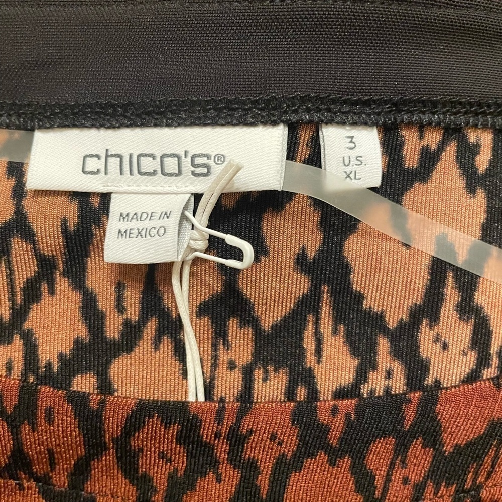 NWT Chico's Travelers Diamond Ikat Tunic Top Brazilwood Size 3 (XL) Brown Black - Picture 7 of 9